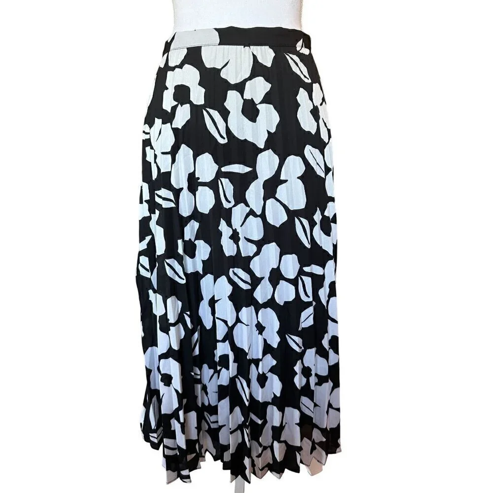 Tahari Arthur S. Levine Women's Pleated Skirt Sz 18 Black White Lined Floral NEW